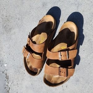 Birkenstock womens size 39 tan